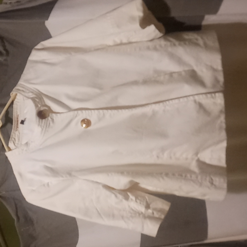 A Madison jacket large white